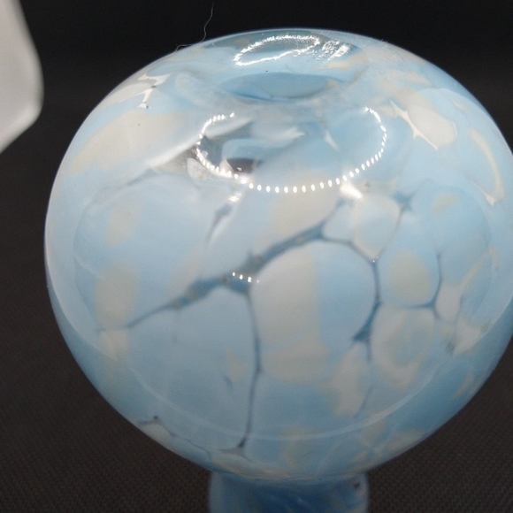 Blue and White Swirl Vase - Picture 5 of 8